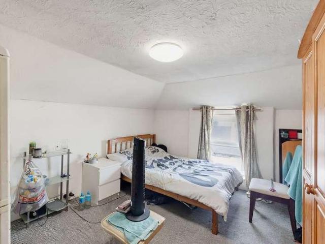 House for sale in Mutley, Plymouth