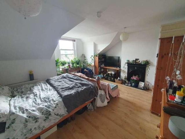 House for sale in The King's Mile, The Bridge