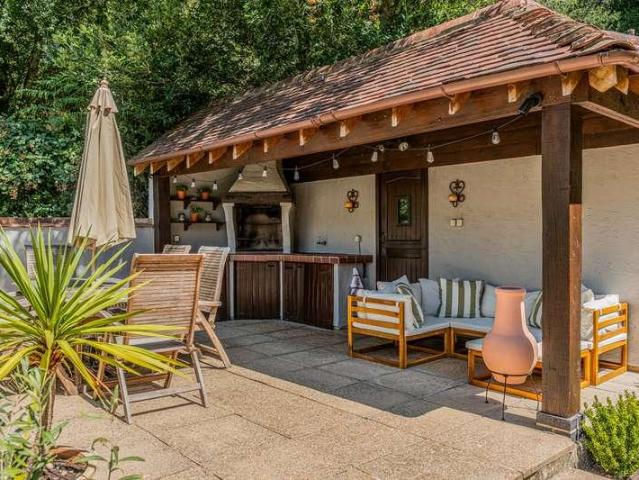 House for sale in Ashurst Bridge, Hampshire