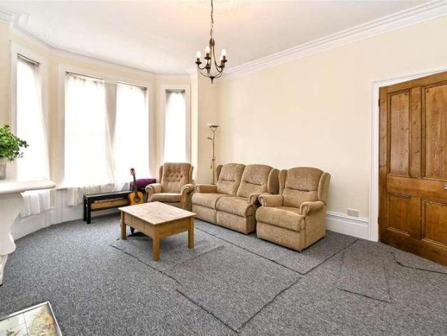 House for sale in Upperton, Eastbourne
