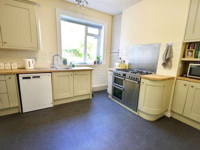 House for sale in Stone, Baswich