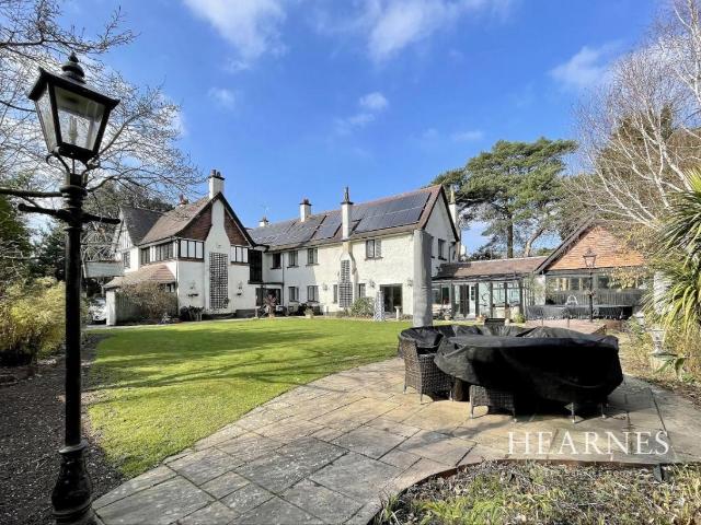 House for sale in Talbot Village, Bournemouth