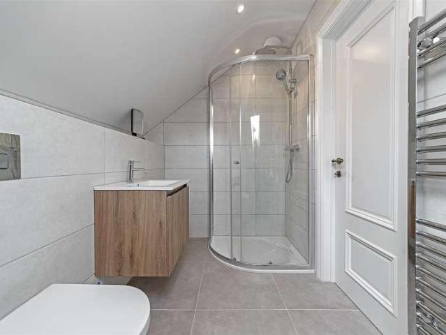 House for sale in St Albans, Five Acres