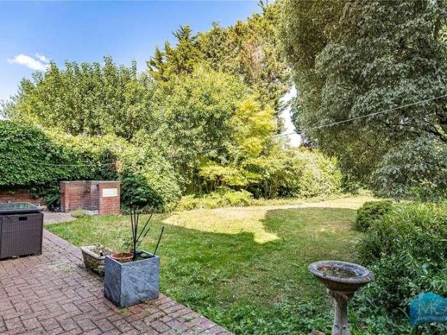 House for sale in Greater London