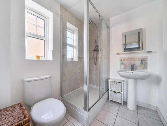 House for sale in Lee-on-the-Solent, Middlecroft