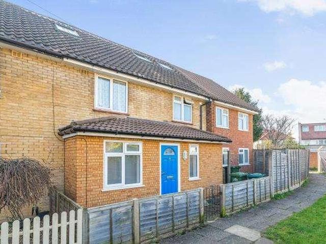 House for sale in Kempton Park, Lower Halliford