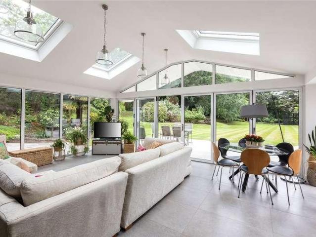 House for sale in Worplesdon, Guildford