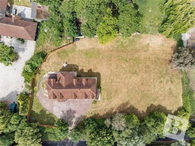 House for sale in Pot Kilns, Greater London