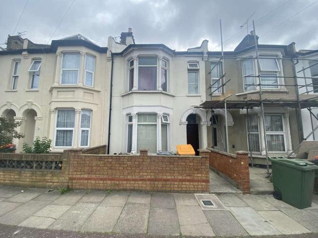 House for sale in London Borough of Newham, Greater London