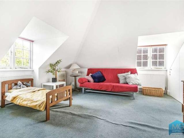 House for sale in Shepherd's Hill, Muswell Hill