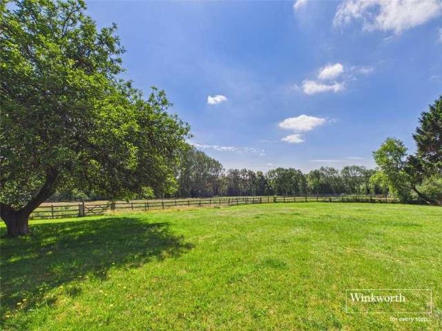 House for sale in Thatcham, West Berkshire