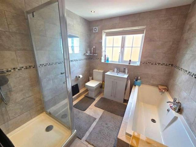 House for sale in Costhorpe, East Midlands