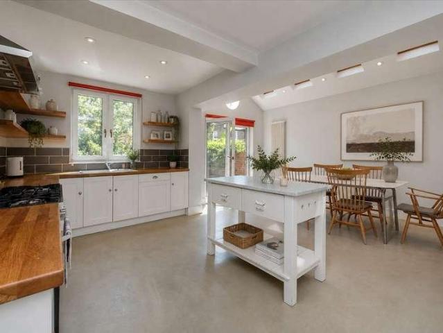 House for sale in Shepherd's Bush, Greater London