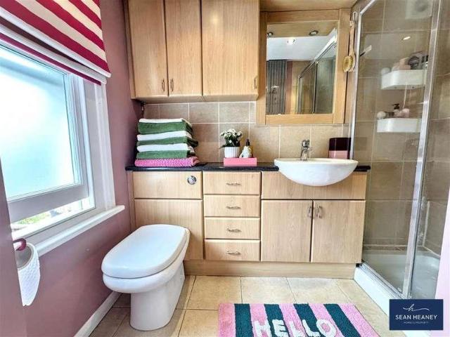 House for sale in High Barnet, Greater London