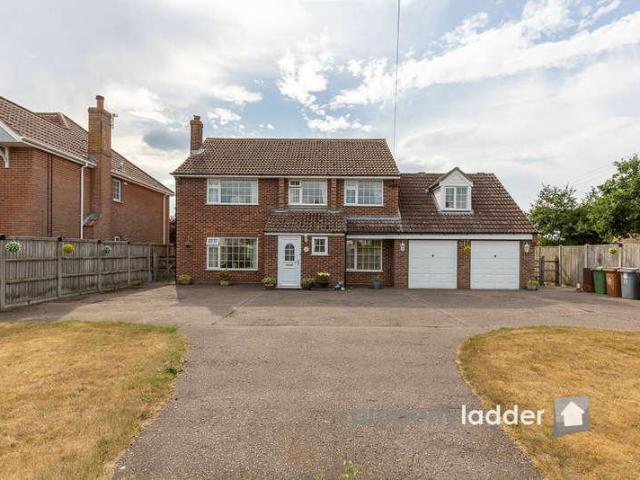 House for sale in Crostwick, Norfolk