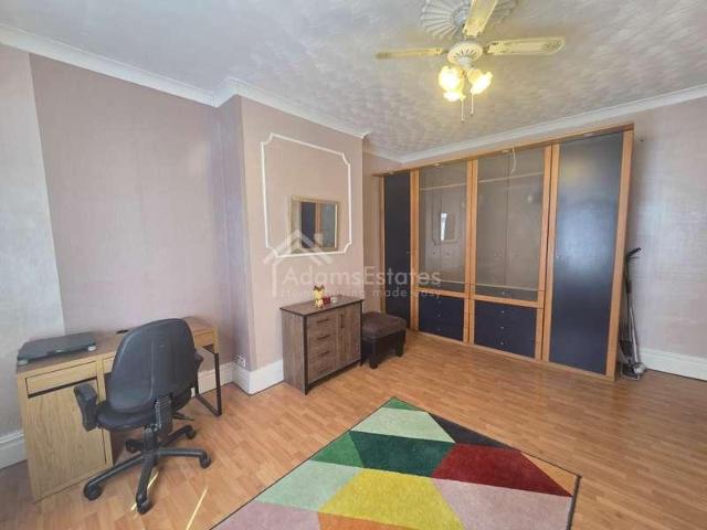 House for sale in Savile Town, Dewsbury