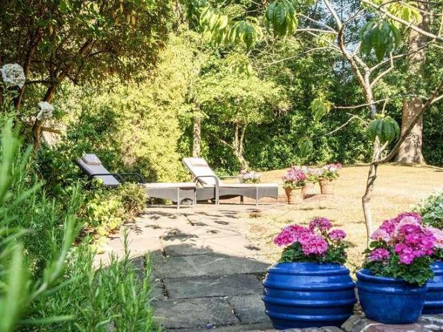 House for sale in Mill Hill, Greater London