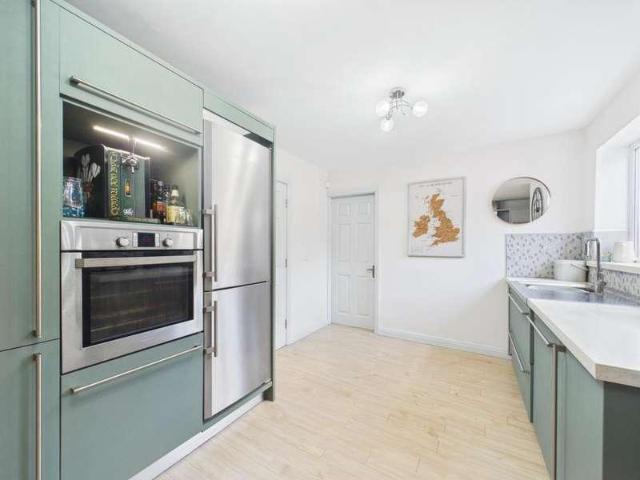 House for sale in Longhill, Hull