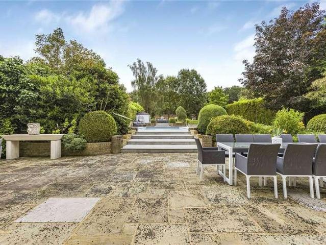 House for sale in Fretherne, Hertfordshire