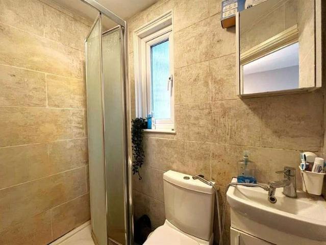 House for sale in Finsbury Park, Greater London