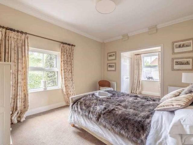 House for sale in Datchet