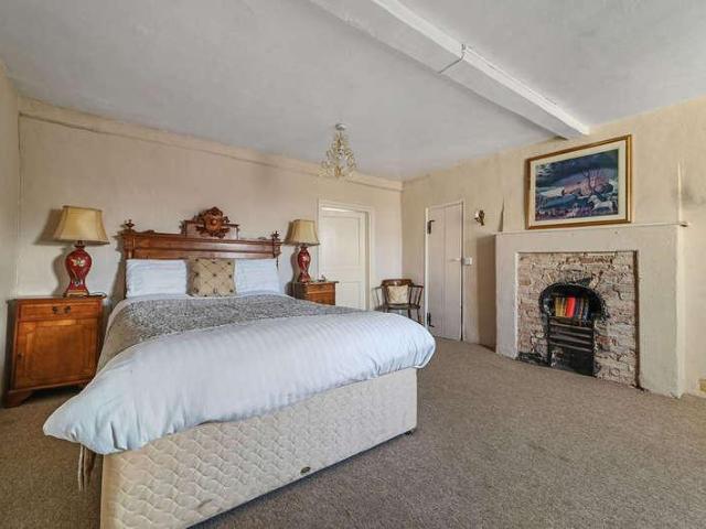 House for sale in Chedburgh, Suffolk