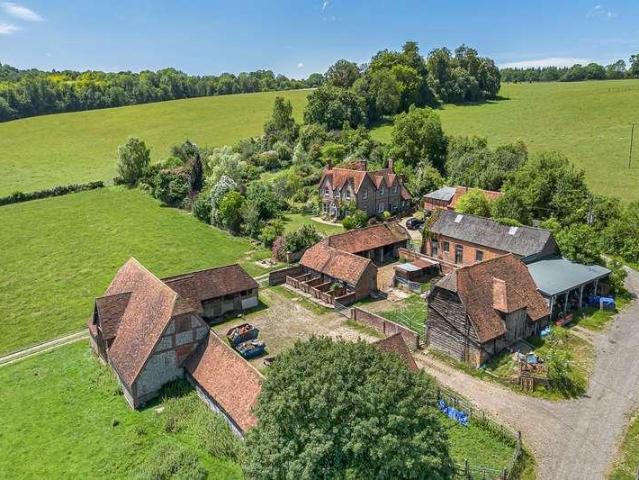 House for sale in Basildon, Lower Basildon