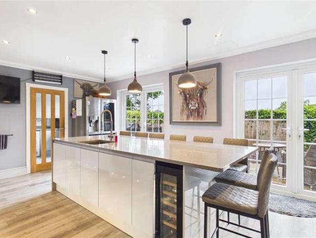 House for sale in Grazeley Green, West Berkshire