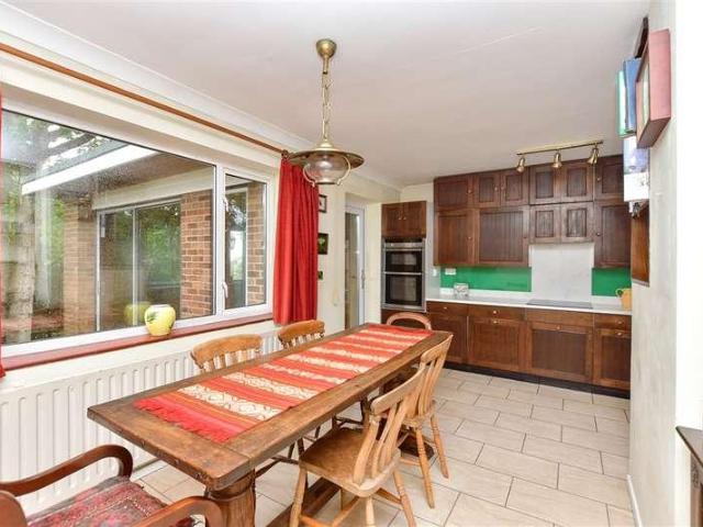 House for sale in Wayfield, Chatham