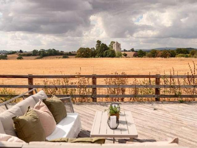 House for sale in Forthampton, Worcestershire