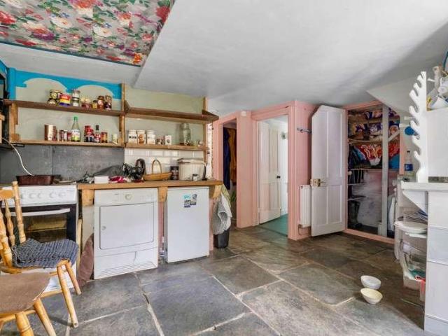 House for sale in Port Gaverne
