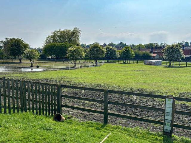 House for sale in Wickham Market, Eastbridge