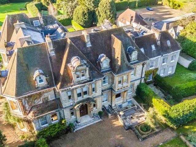House for sale in Coulsdon, Hooley
