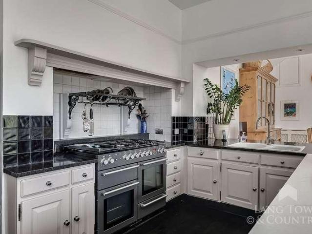 House for sale in Mount Wise