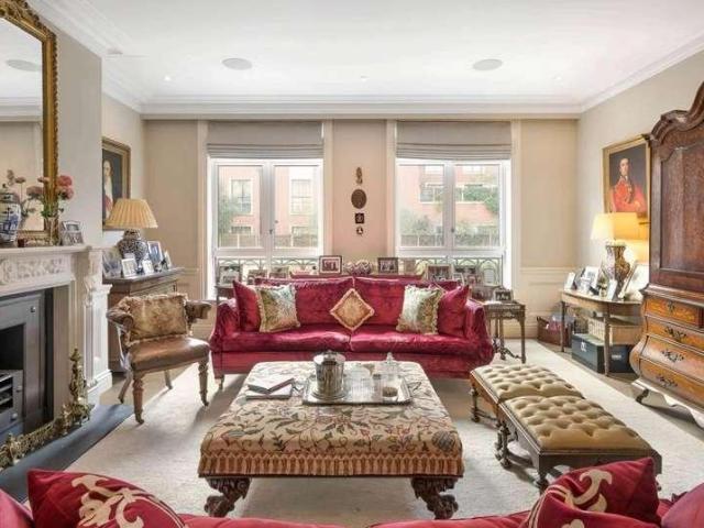 House for sale in Chelsea, Greater London