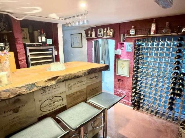 House for sale in Priors Park, Tewkesbury