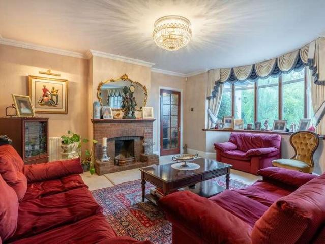 House for sale in Lydiate Ash, Bromsgrove