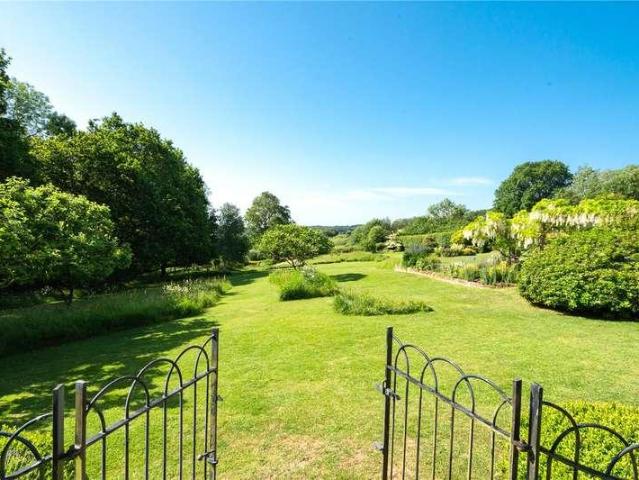 House for sale in Heathlands, East Sussex