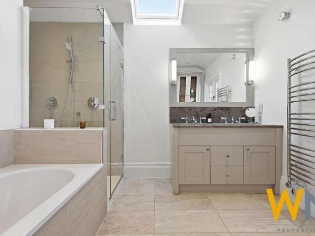 House for sale in Hutton Mount, Navestock Side