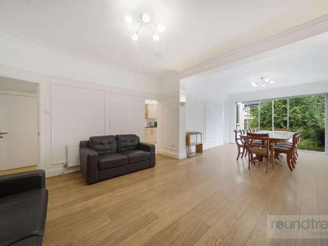 House for sale in Brent Cross, Greater London