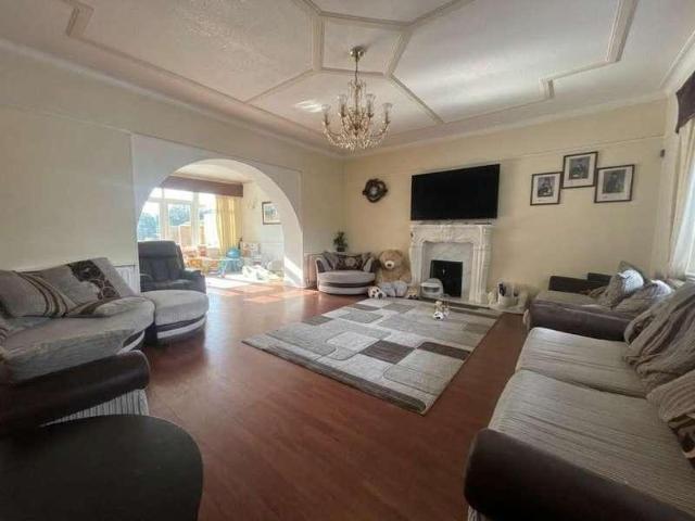 House for sale in Gatley, Greater Manchester