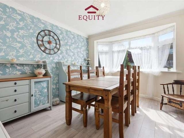 House for sale in Greater London