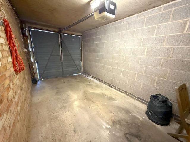 House for sale in Oadby, Leicestershire