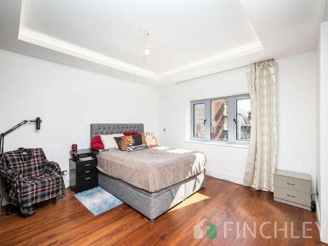 House for sale in Kingsbury, Greater London
