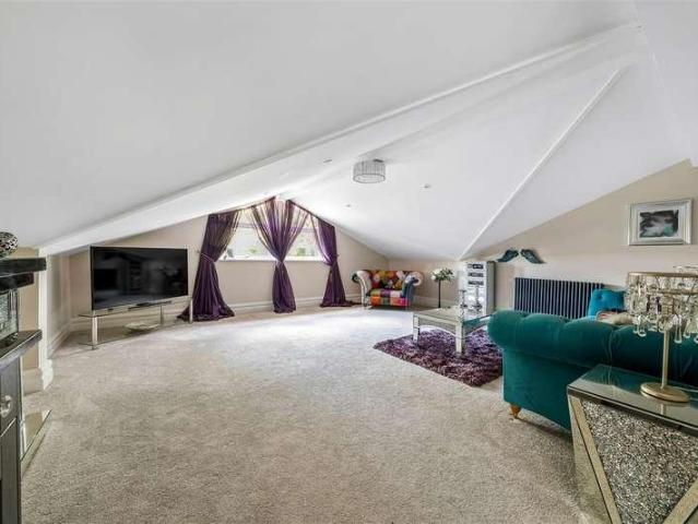 House for sale in Wyke Regis, Weymouth
