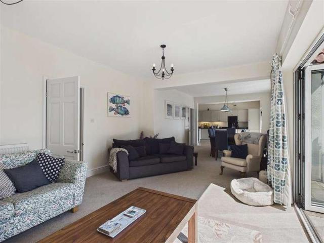 House for sale in St. Mary Out Liberty, Saundersfoot