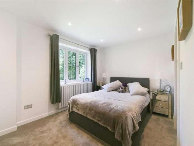 House for sale in Red Hill, Surrey