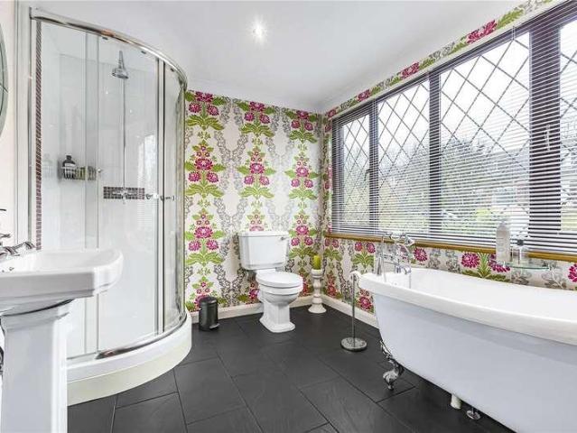 House for sale in Cuffley, Welwyn Hatfield