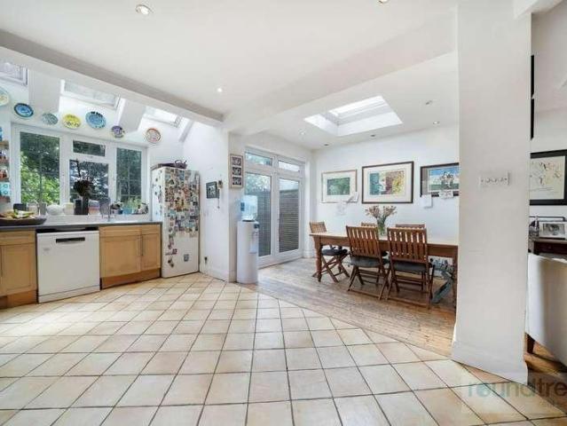 House for sale in London Borough of Barnet, Greater London