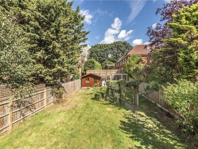 House for sale in Farnham Common, Buckinghamshire